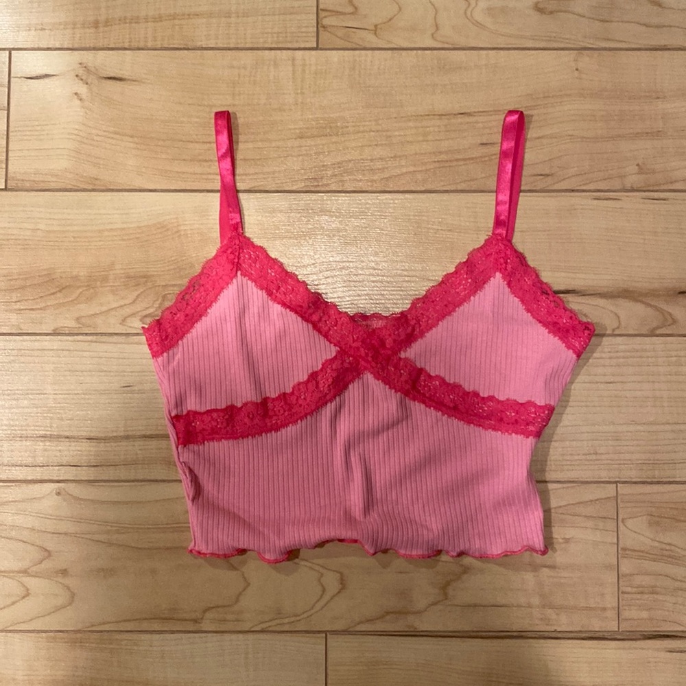 Pink Y2K tank top